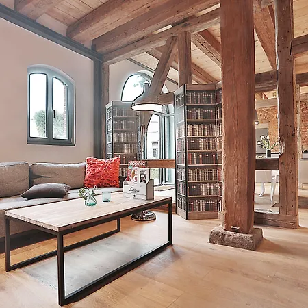 Backsteinspeicher Штральзунд