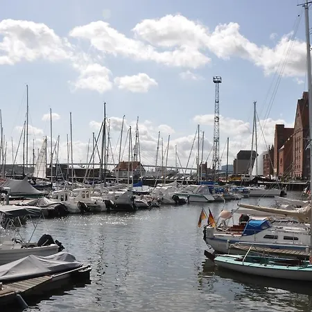 Backsteinspeicher Штральзунд